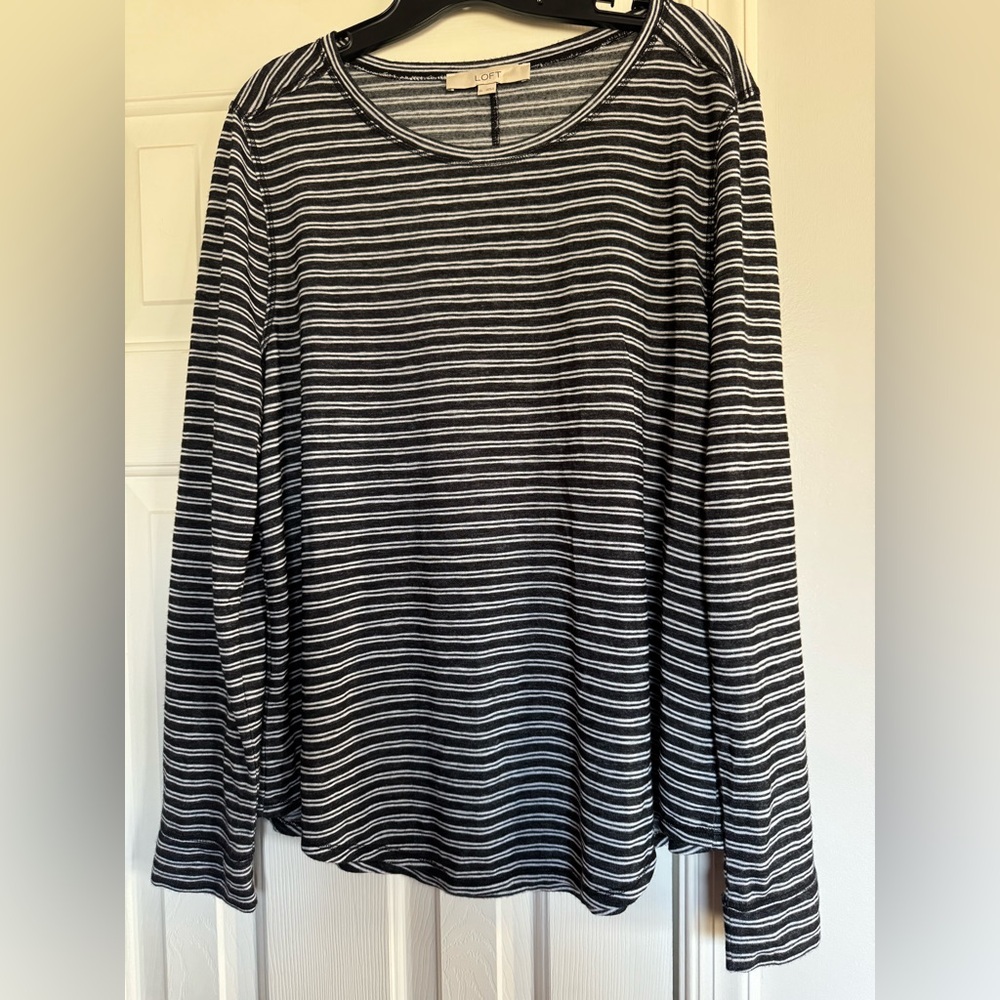 LOFT Black and White Striped Long Sleeve layering Tee shirt women’s XL